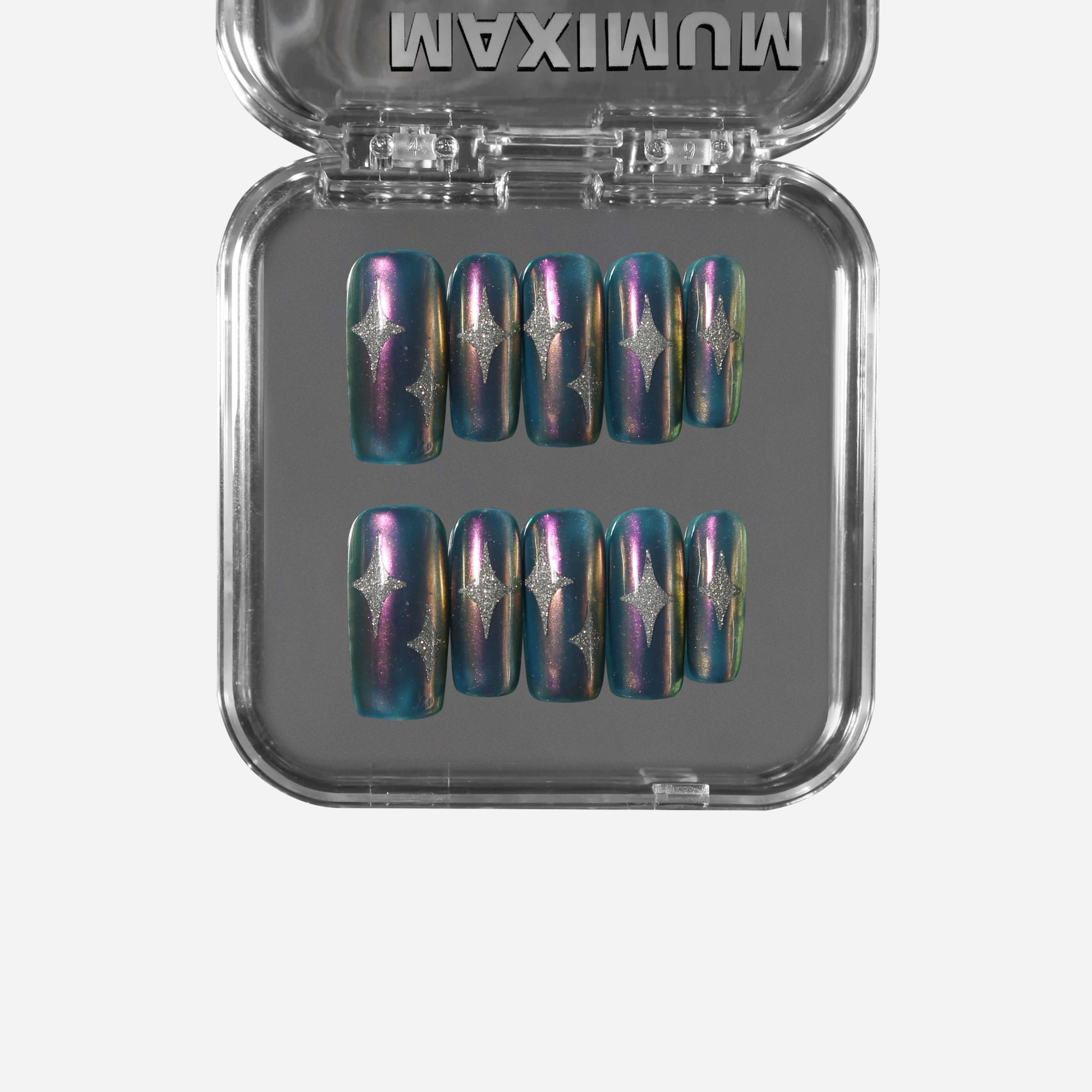 Square press-on nails with iridescent violet-blue chrome base, silver Pop Art stars, and holographic shine for a Y2K futuristic look.